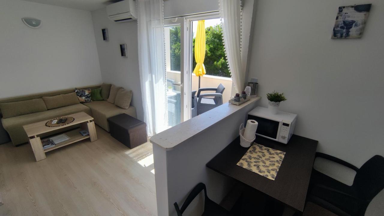 Apartment Iva&Andro Donje Celo Exteriör bild